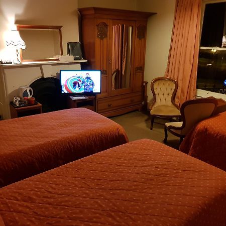 Menai Bank Hotel Caernarfon Extérieur photo