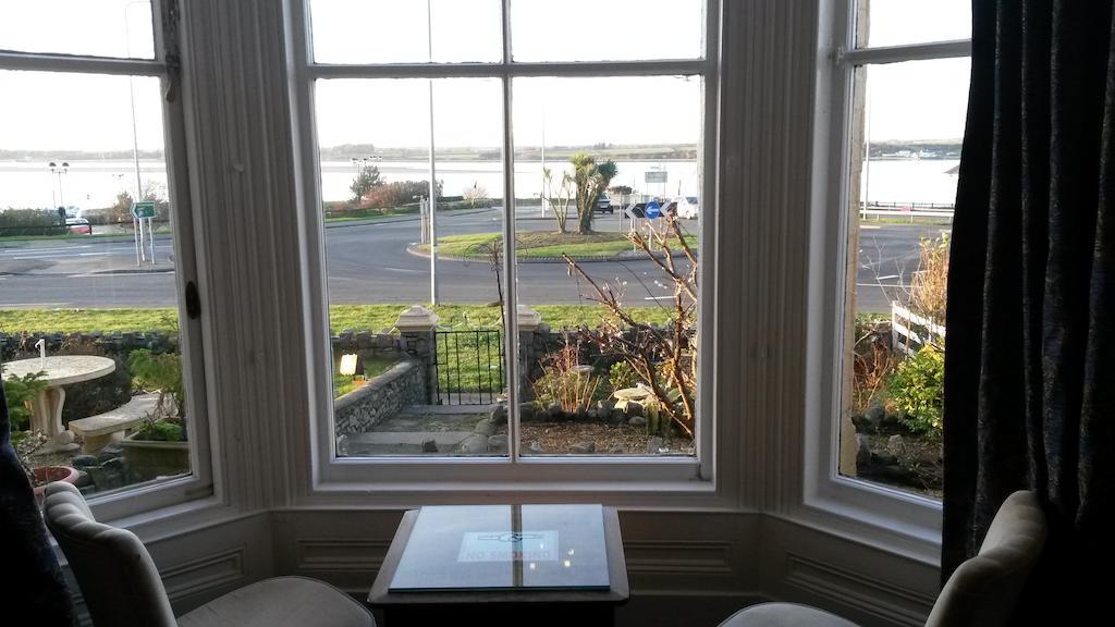 Menai Bank Hotel Caernarfon Chambre photo