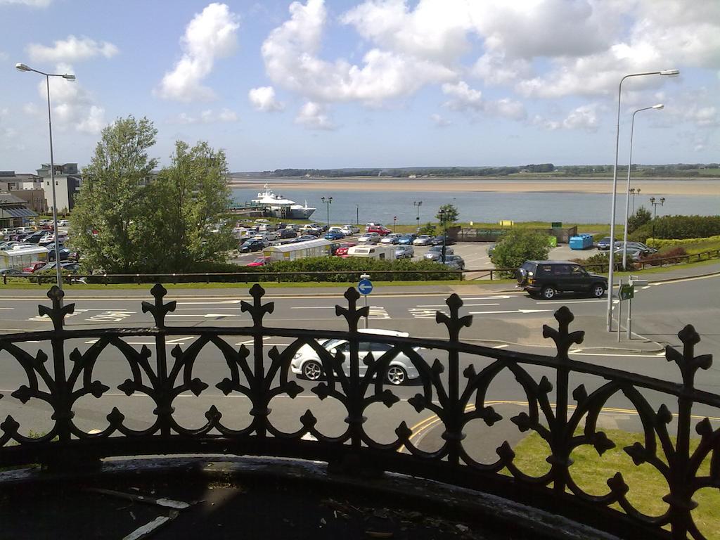 Menai Bank Hotel Caernarfon Chambre photo
