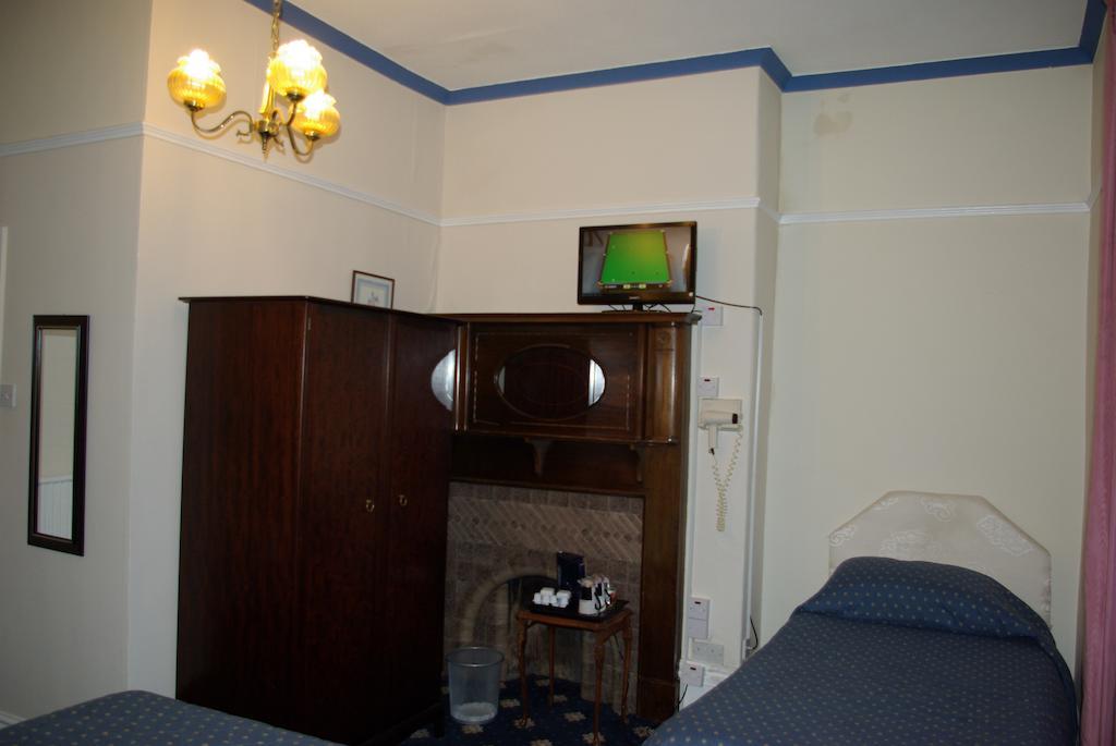 Menai Bank Hotel Caernarfon Extérieur photo